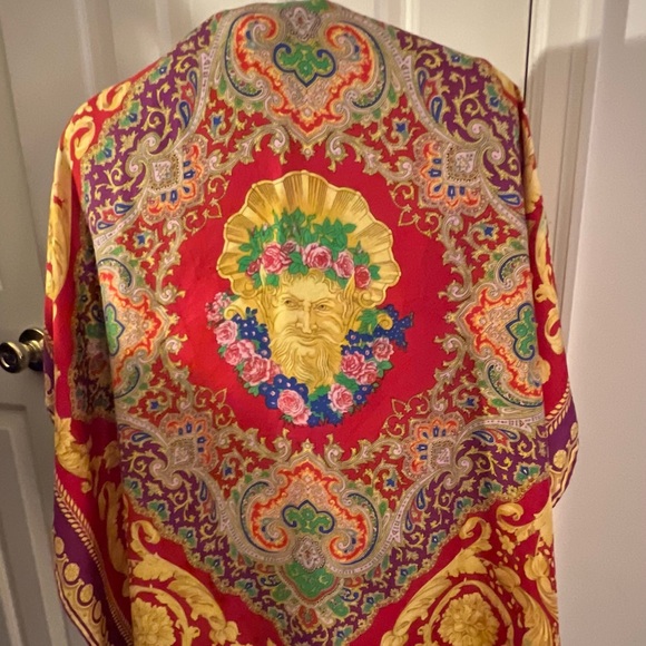 Versace 100% Silk Scarf. Hand Rolled. Multicolor. Made in Italy. 35”. - Picture 4 of 16
